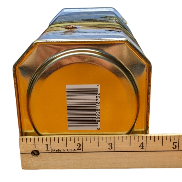 Vintage Carolans Finest Irish Cream Ireland Valley Collectible Metal Tins - Picture 3 of 12